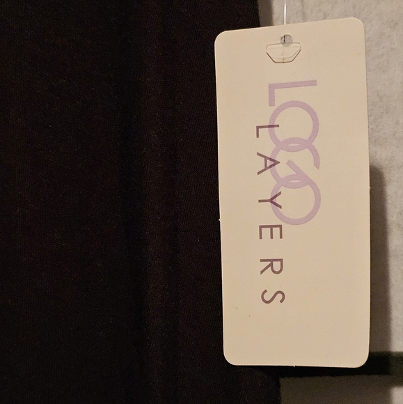 NWT LOGO LAYERS ASYMMETRICAL BLACK TANK Size Meduim - Picture 4 of 4